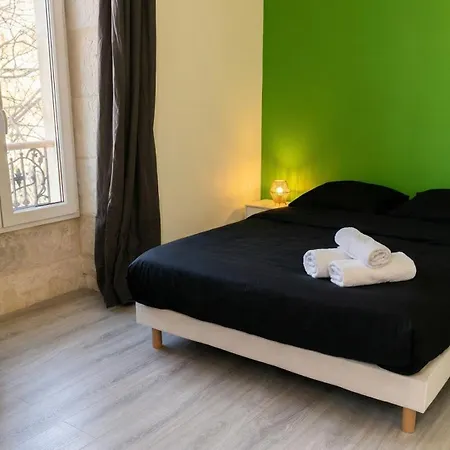 T5 Centre-ville Apartment